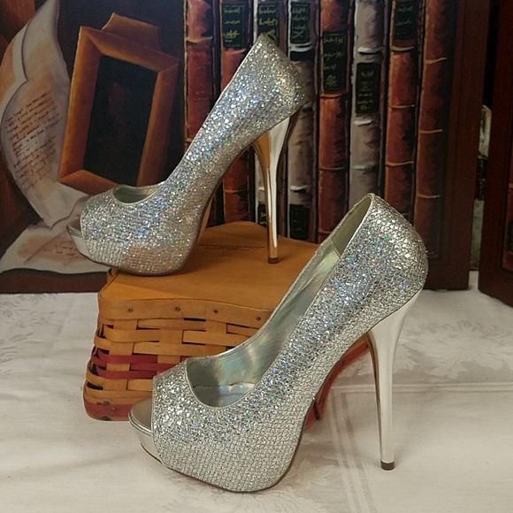 Deb Silver Shoes - Picture 4 of 5